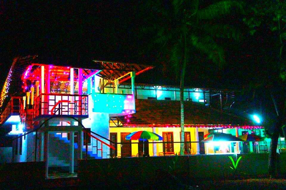Chaandhni Lake View Hotel Alappuzha Bagian luar foto